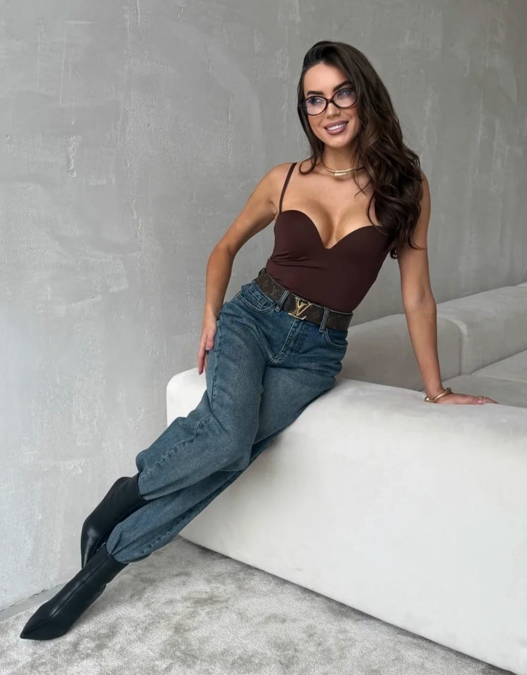 модные джинсы,стильные джинсы,женские джинсы,одежда джинсы,джинсы широкие