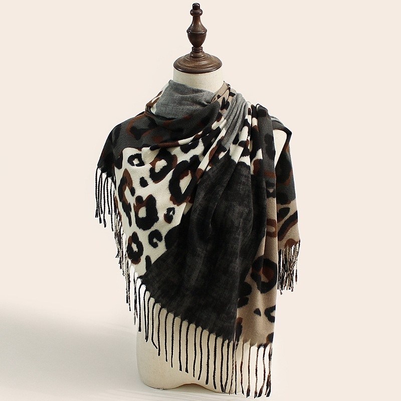 шарф леопардовый,леопардовый палантин,платок леопардовый,модные шарфы,шарф женский леопардовый