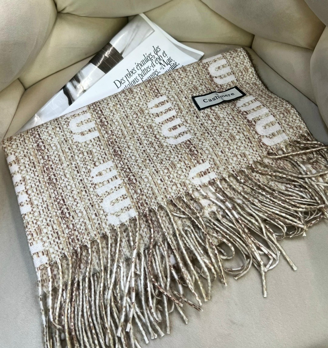 шуба искусственная,шуба из искусственного меха,шуба стиль,шуба из ламы,шуба тренд