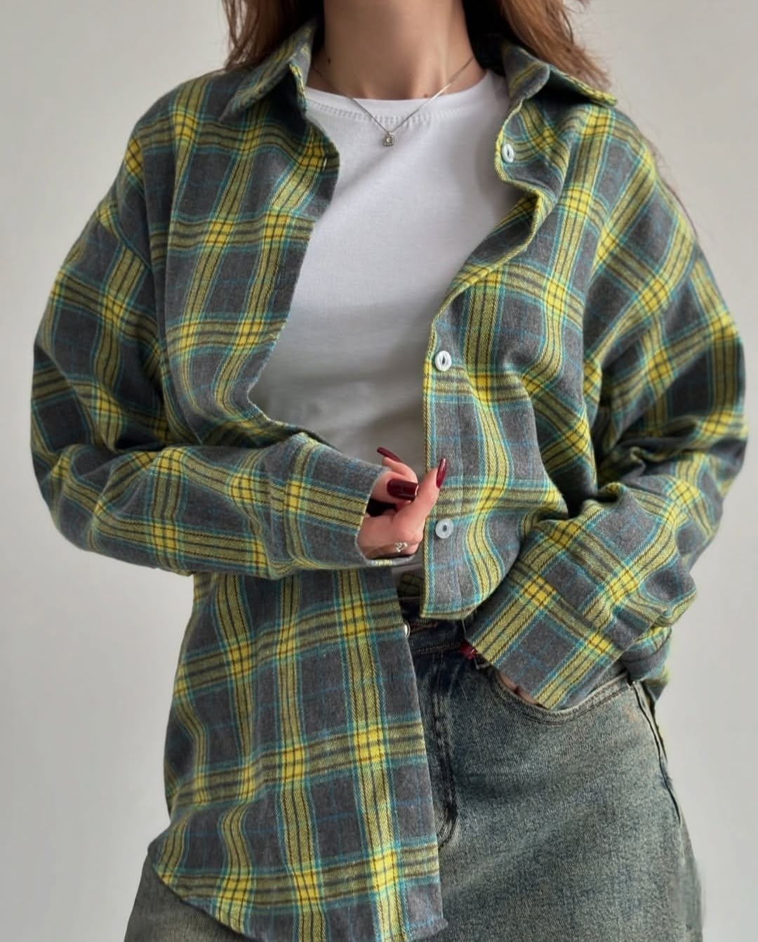 женская рубашка в клетку оверсайз,рубашка в клетку женская,рубашка в клетку,рубашка в клетку оверсайз удлиненная,повседневная рубашка в клетку