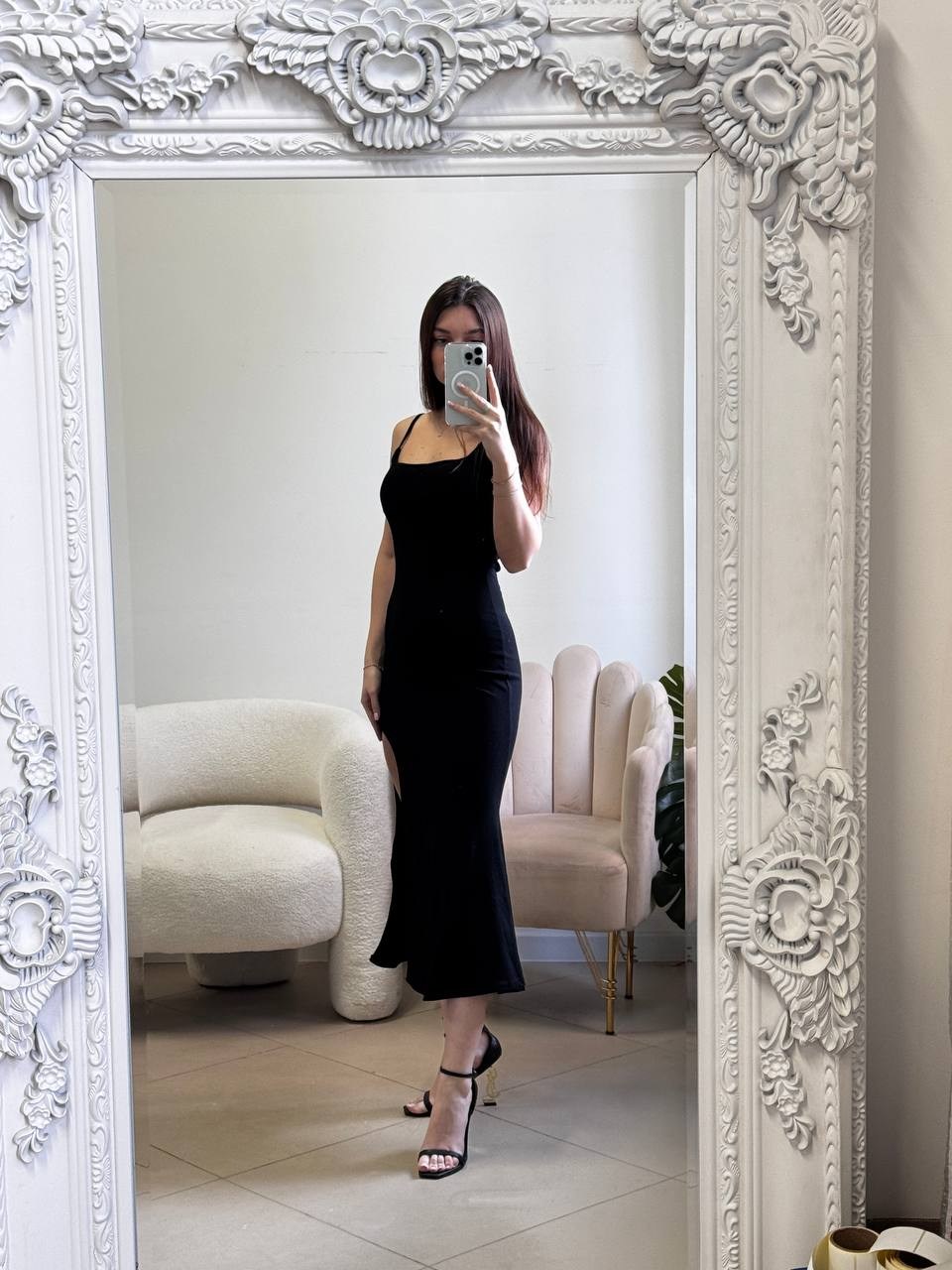 облегающее платье,длинное платье с разрезом,приталенное платье,длинное платье,платье облегающее длинное