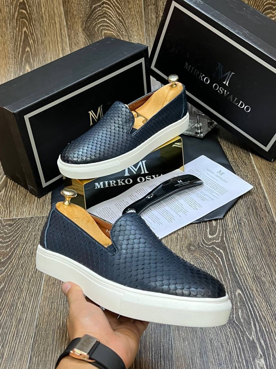 ,лоферы мужские loro piana,лоферы loro piana,слипоны боттега венета,мужские слипоны