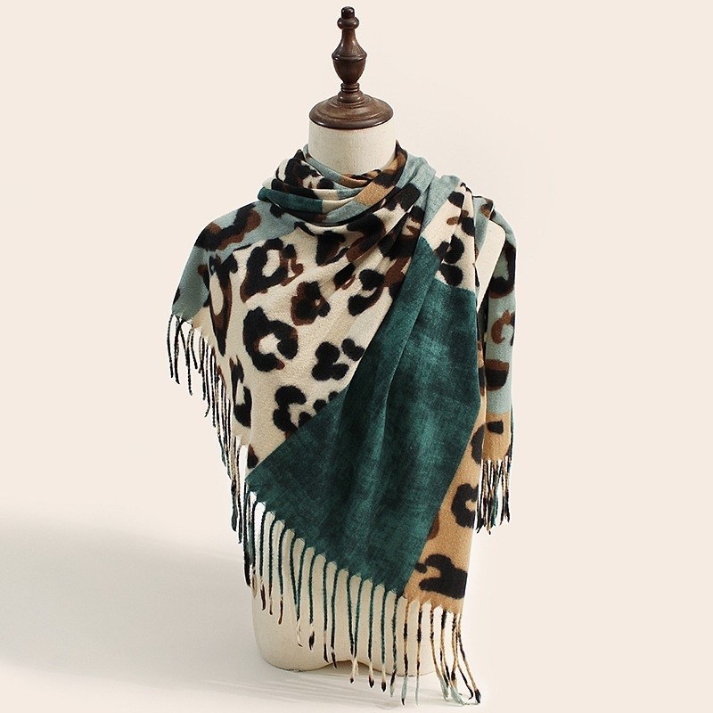 шарф леопардовый,леопардовый палантин,платок леопардовый,модные шарфы,шарф женский леопардовый