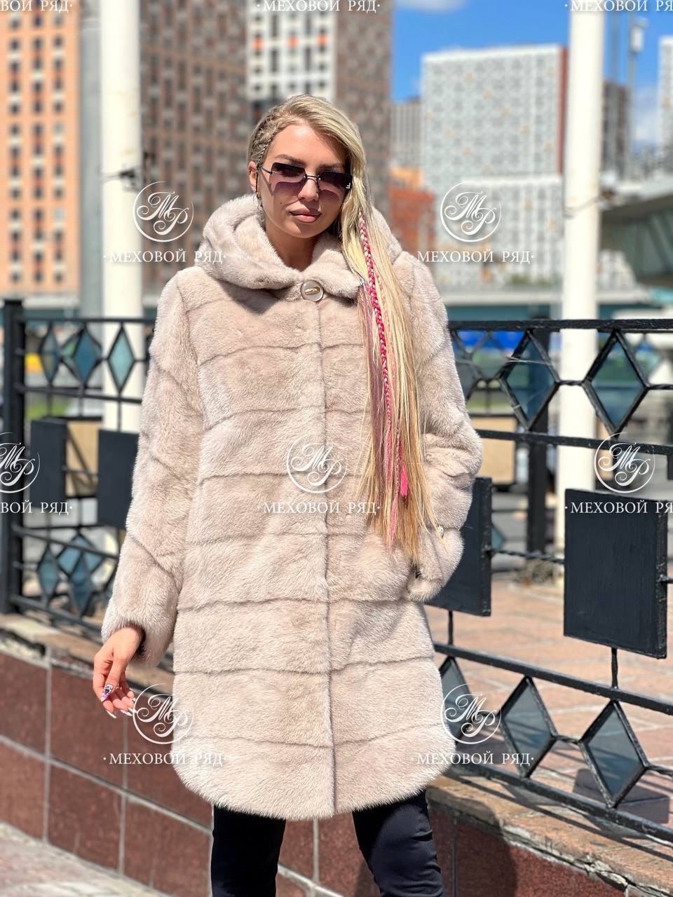 норковые шубы,шуба норковая с капюшоном,норковая шуба светлая,шуба с капюшоном,женская шуба