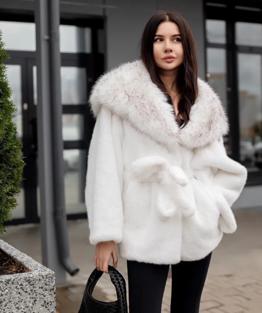белая норковая шуба,белая норковая шуба с капюшоном,белая шуба,шуба белая норка,шуба женская