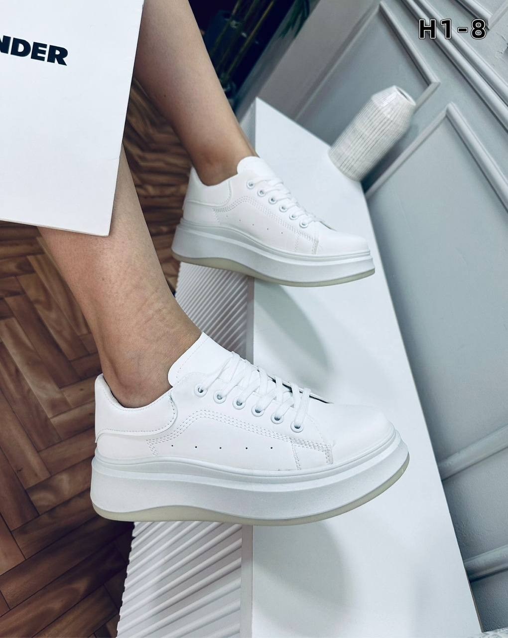 ,белые кроссовки,кроссовки женскиe,кроссовки повседневные,женские белые кроссовки