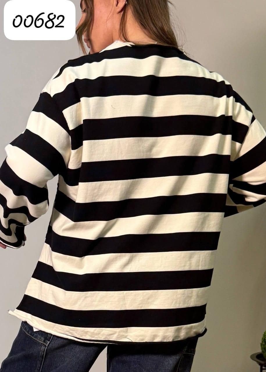 кофта в полоску,свитшот в полоску,кофта полосатая,полосатая кофта оверсайз,джемпер в полоску