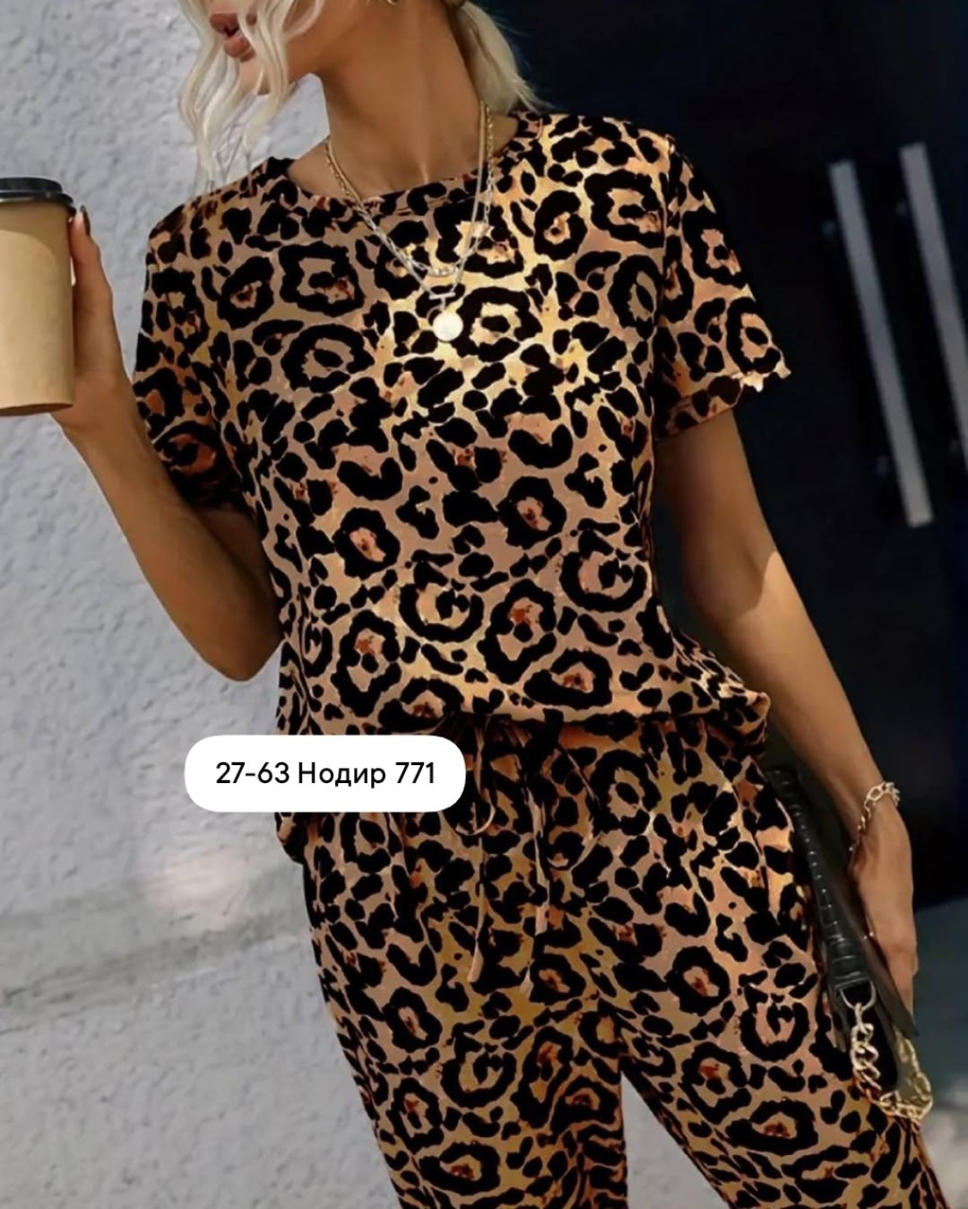 леопардовые костюмы,костюм леопардовый женский,костюм женский леопард,комбинезон с леопардовым принтом,костюм с принтом