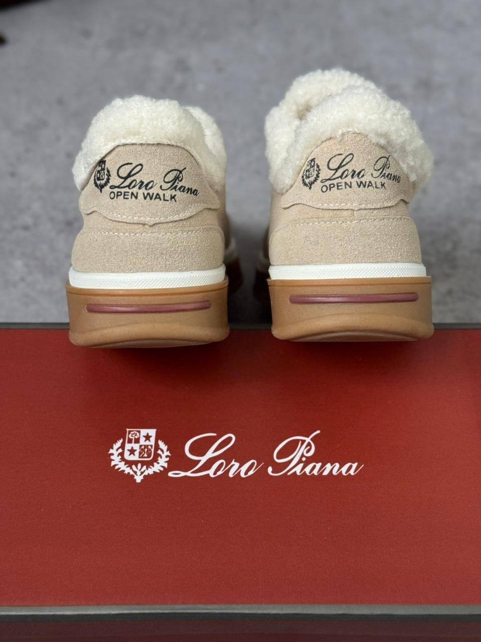 ,кроссовки loro piana,loro piana кеды,кроссовки замшевые,кроссовки женские