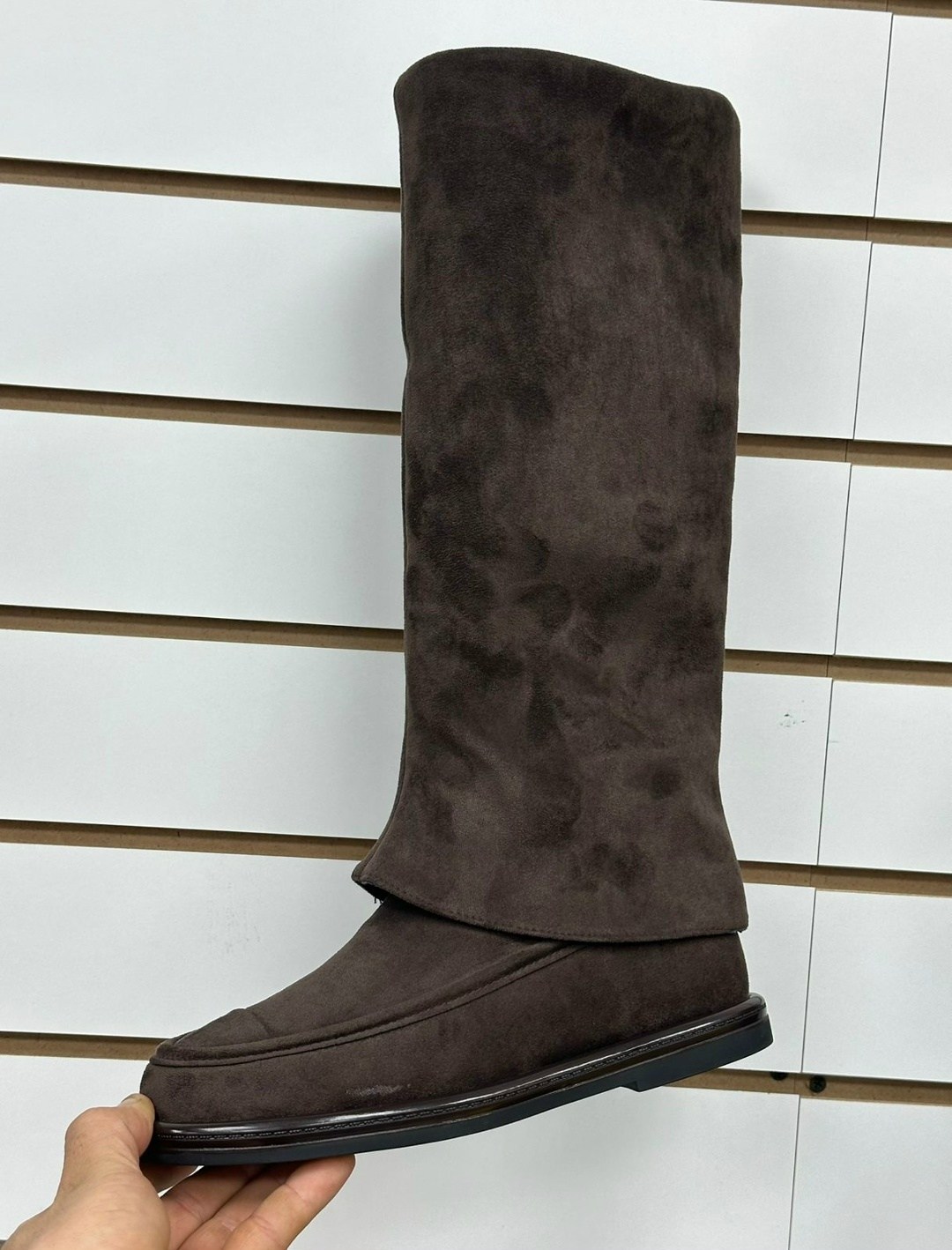 женские сапоги,,стильные сапоги,высокие сапоги,модные сапоги