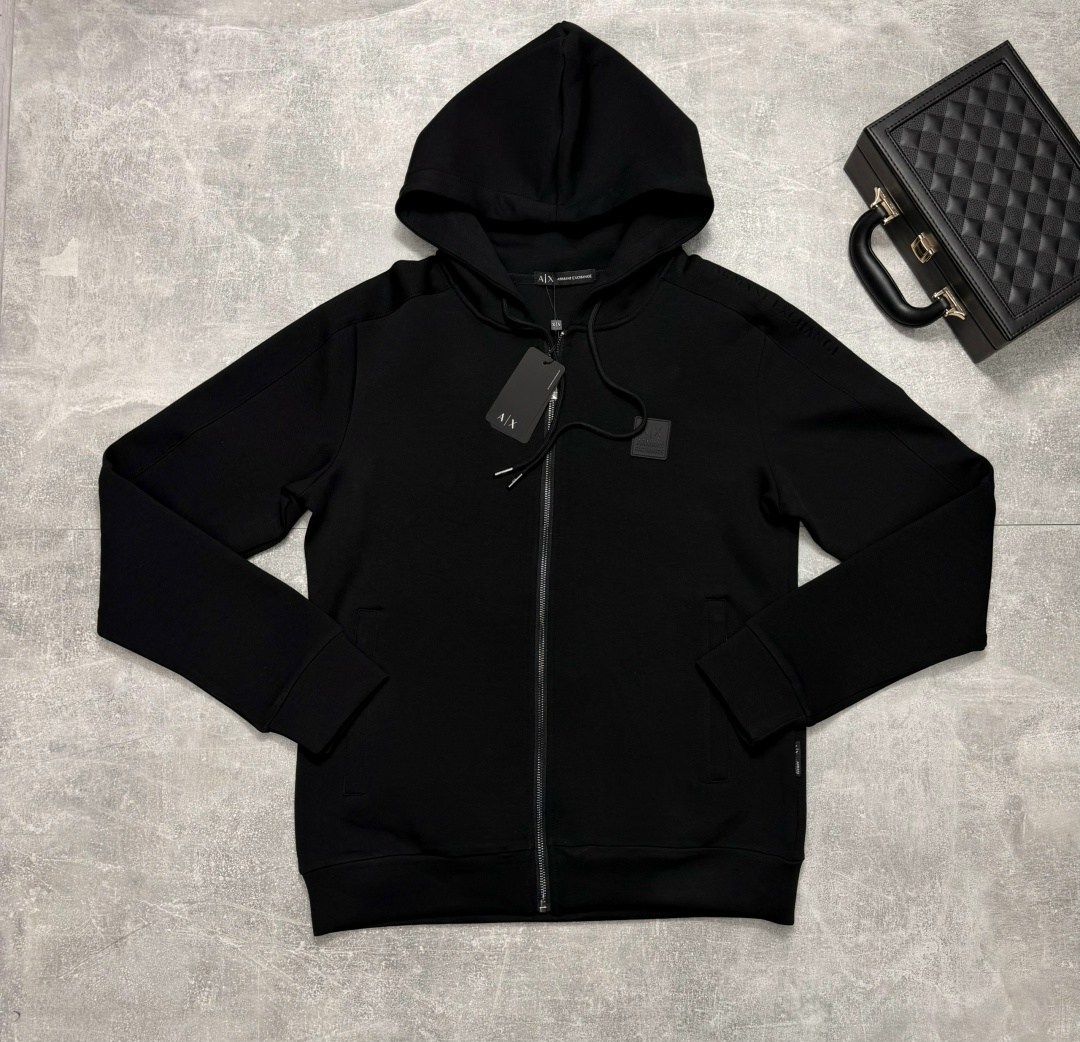 спортивный костюм brunello cucinelli,спортивные костюмы мужские,спортивные костюмы,спортивный костюм для мужчин