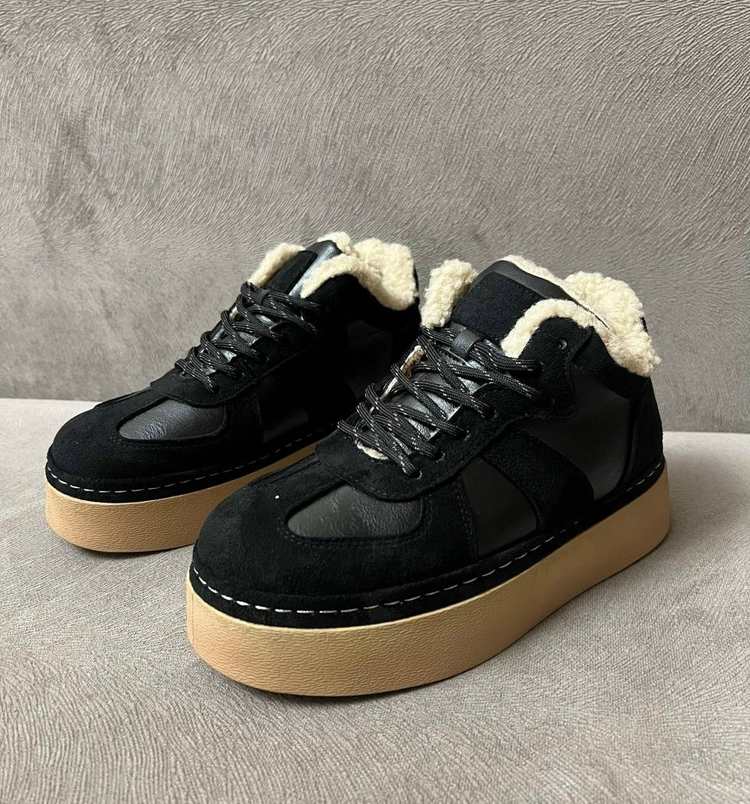 ,женские кроссовки,женская зимняя ,теплые кроссовки,зимние ботинки