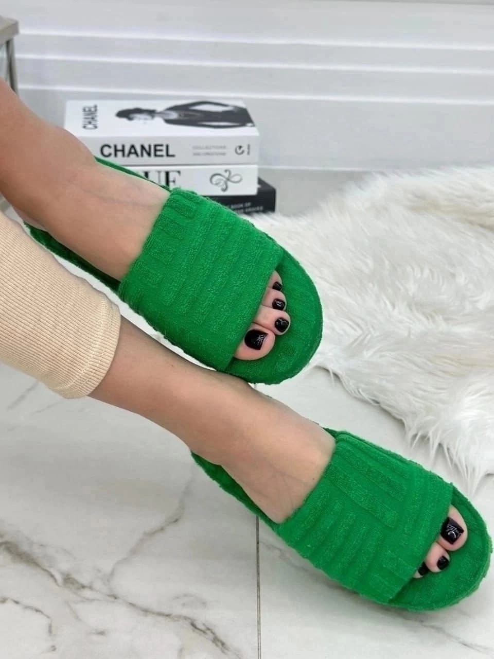 женские тапочки,мода на махровые тапки,женские домашние тапочки,,женские тапочки для дома