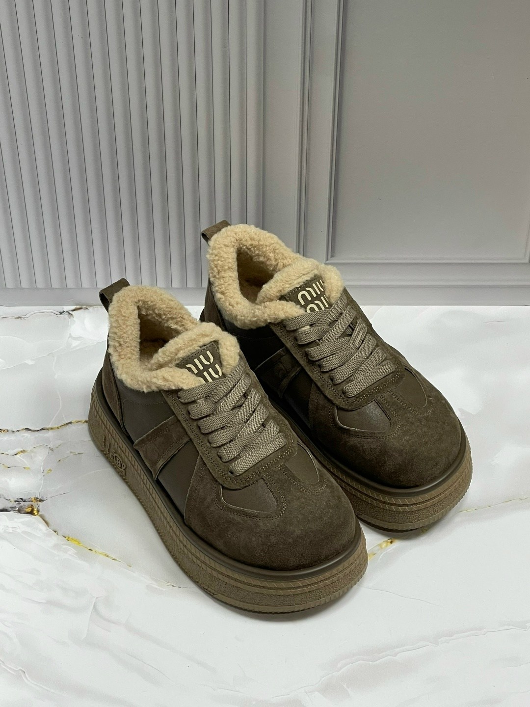 ,зимняя женская , зимняя,ботинки с мехом,обуви