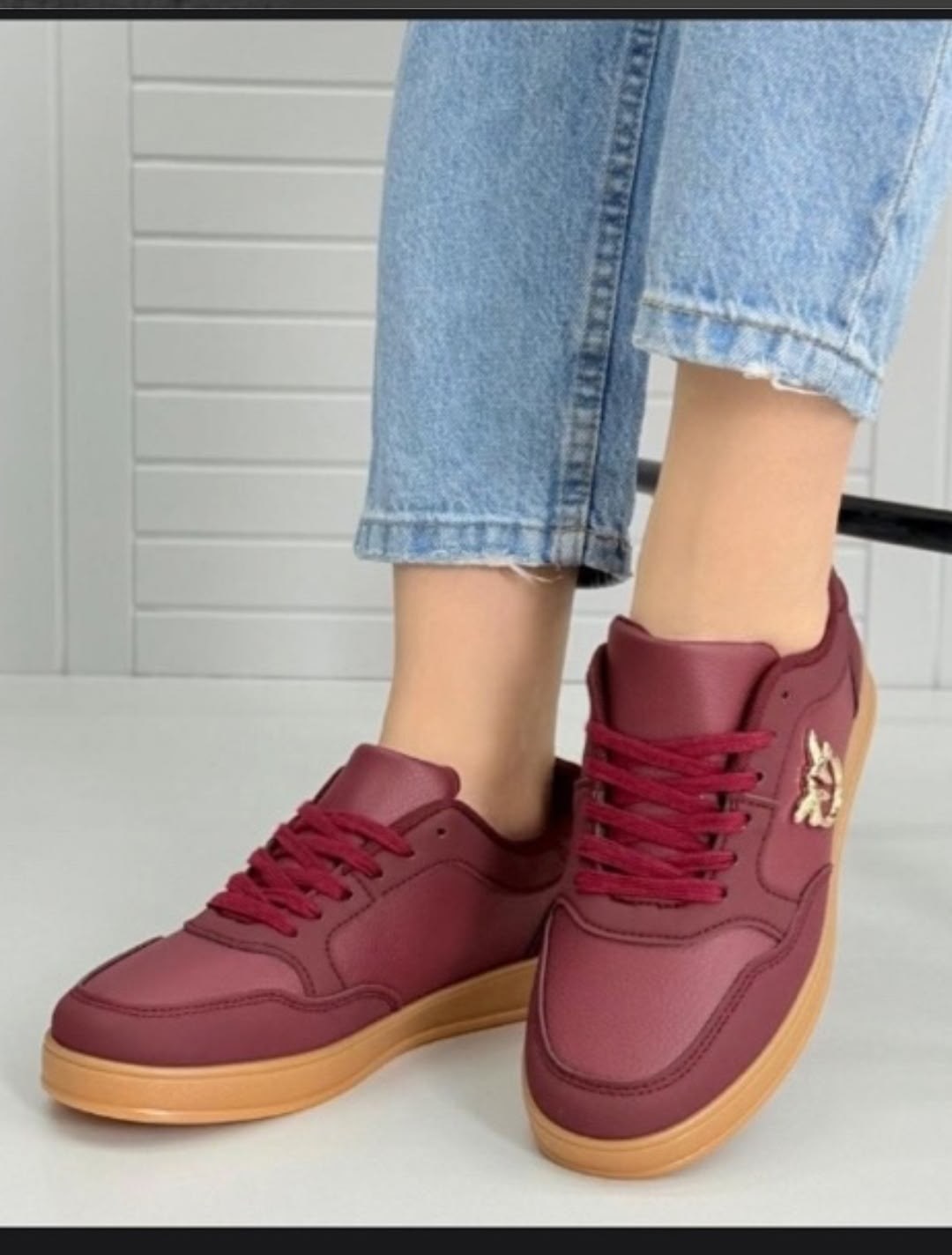 ,женские кроссовки,женские кеды,бордовые кеды,кроссовки бордовые