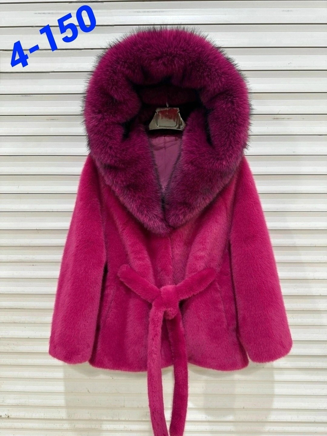 белая норковая шуба,белая норковая шуба с капюшоном,шуба белая норка,шуба норковая 2025 с капюшоном белая,белый норковый полушубок мелита