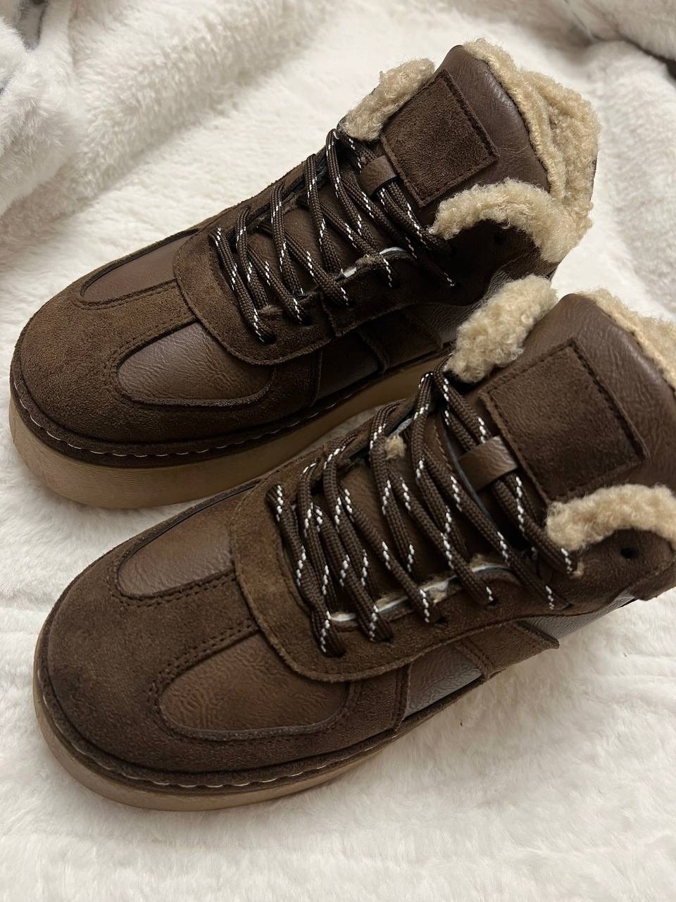 ,женские кроссовки,женская зимняя ,теплые кроссовки,зимние ботинки