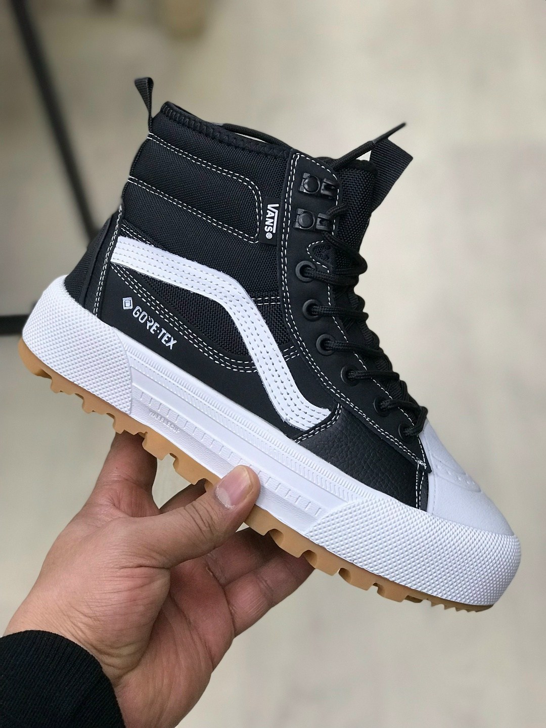 ,зимние кроссовки,кроссовки мужские vans,мужская ,походная