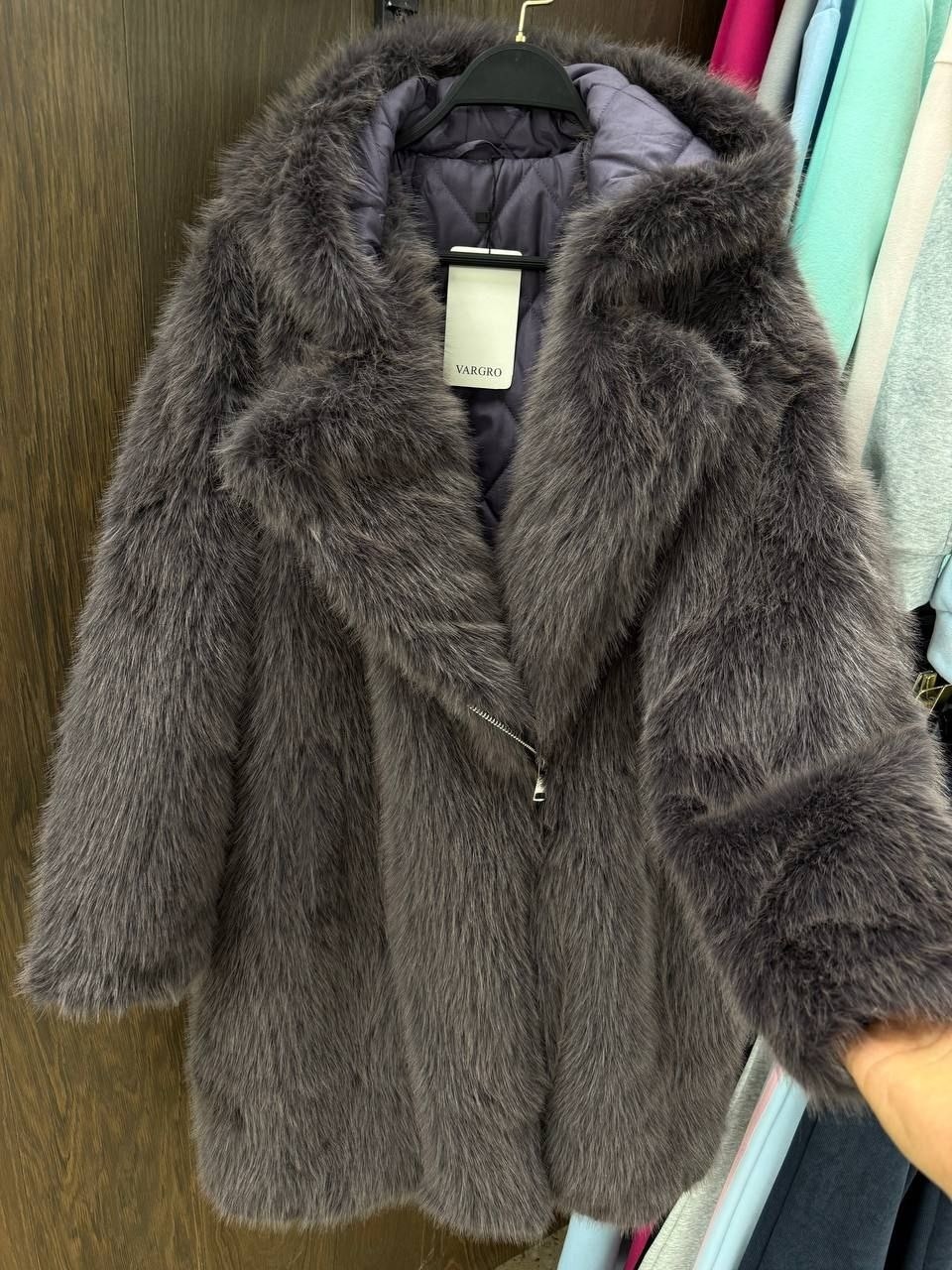 теплое пальто,пальто с капюшоном,пальто плюшевое женское с капюшоном,шуба женская,меховое пальто с капюшоном