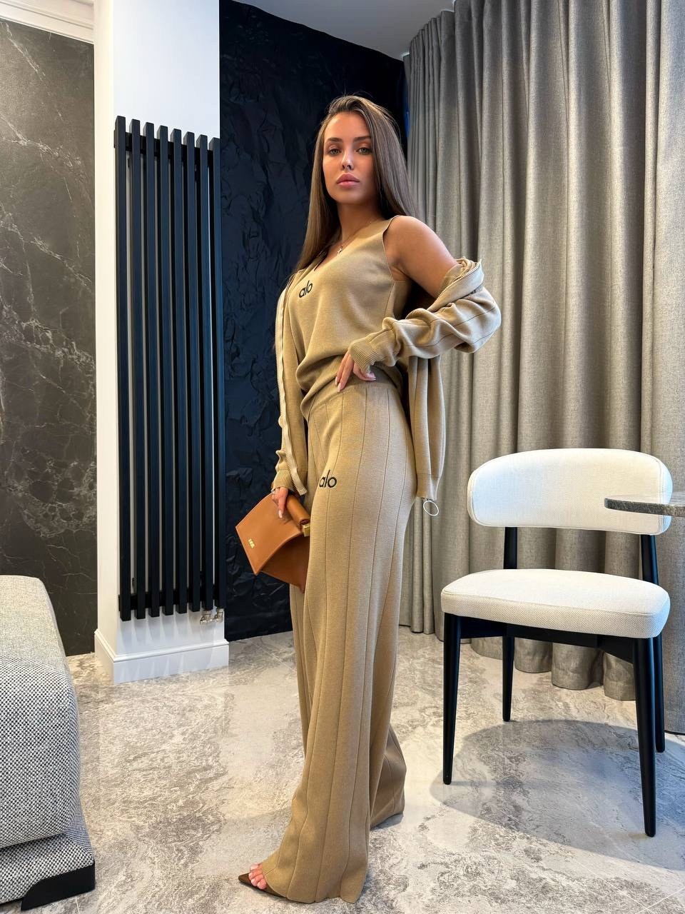 трикотажные костюмы,вязаные костюмы,костюм бежевый,женские костюмы,кашемировый костюм