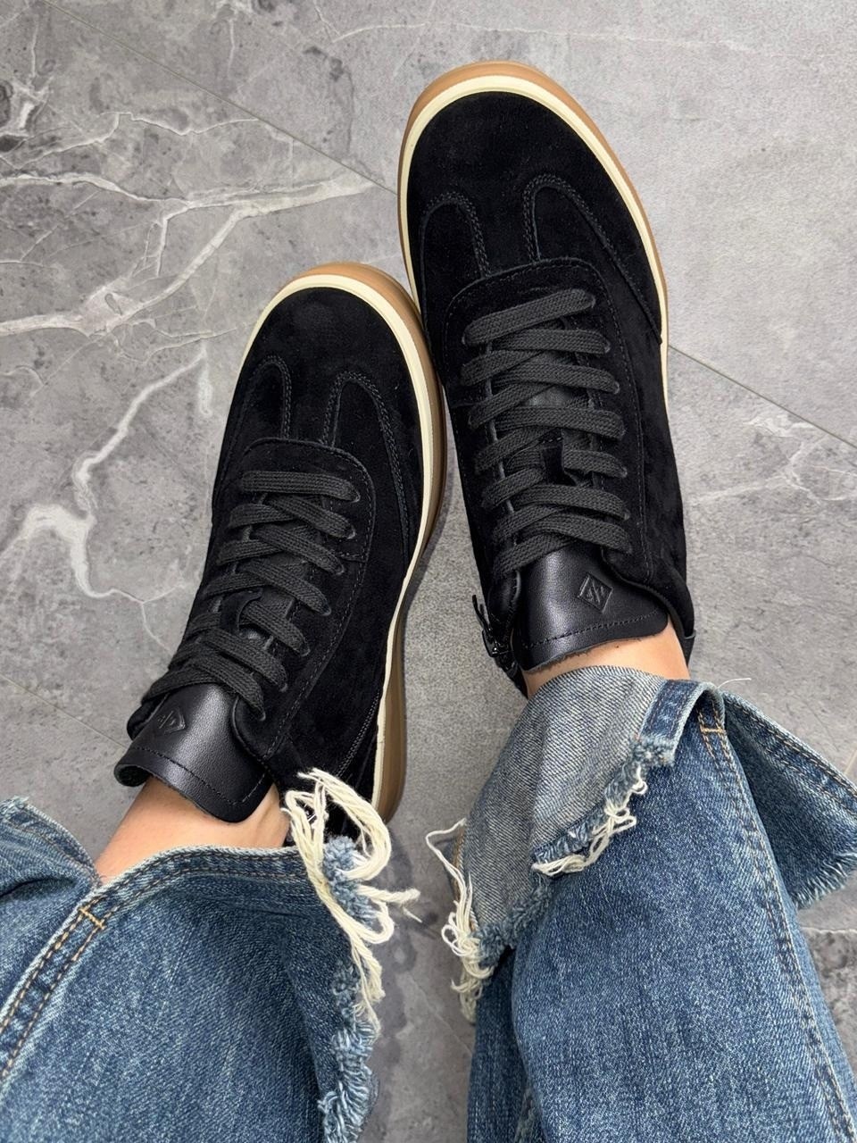 ,кроссовки loro piana,замшевые кроссовки,кеды замшевые,кеды брендовые