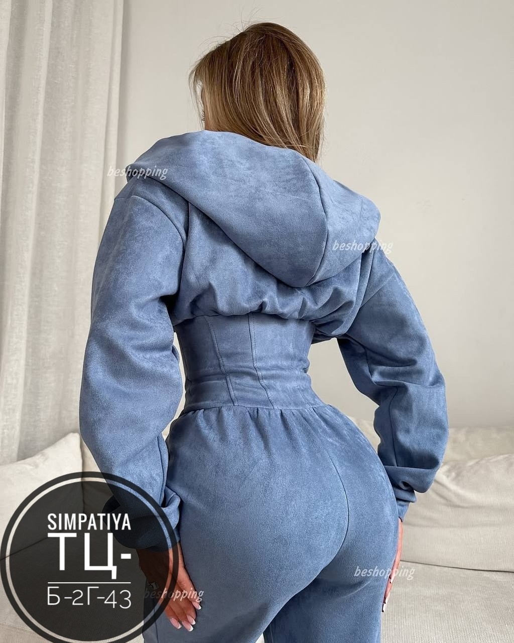 женские костюмы,джинсовые комбинезоны,костюм женский на флисе спортивный,велюровые костюмы,костюм на флисе