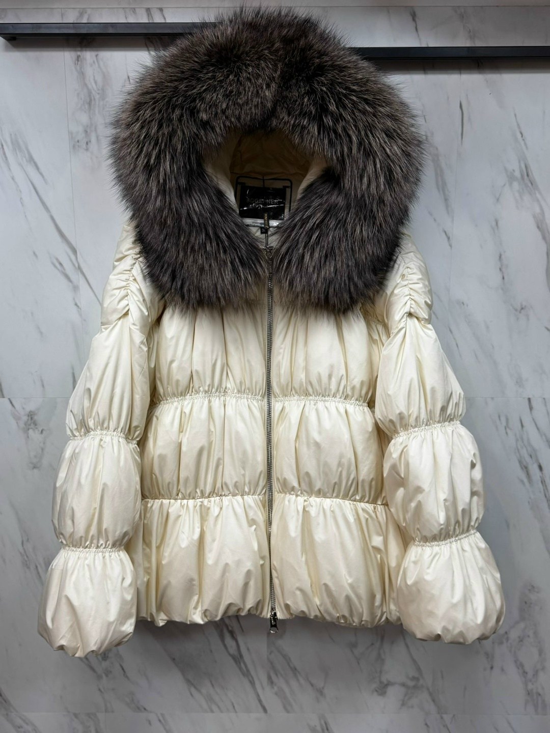 пуховики с мехом,пуховик,зимние куртки,короткий пуховик,куртка пуховик