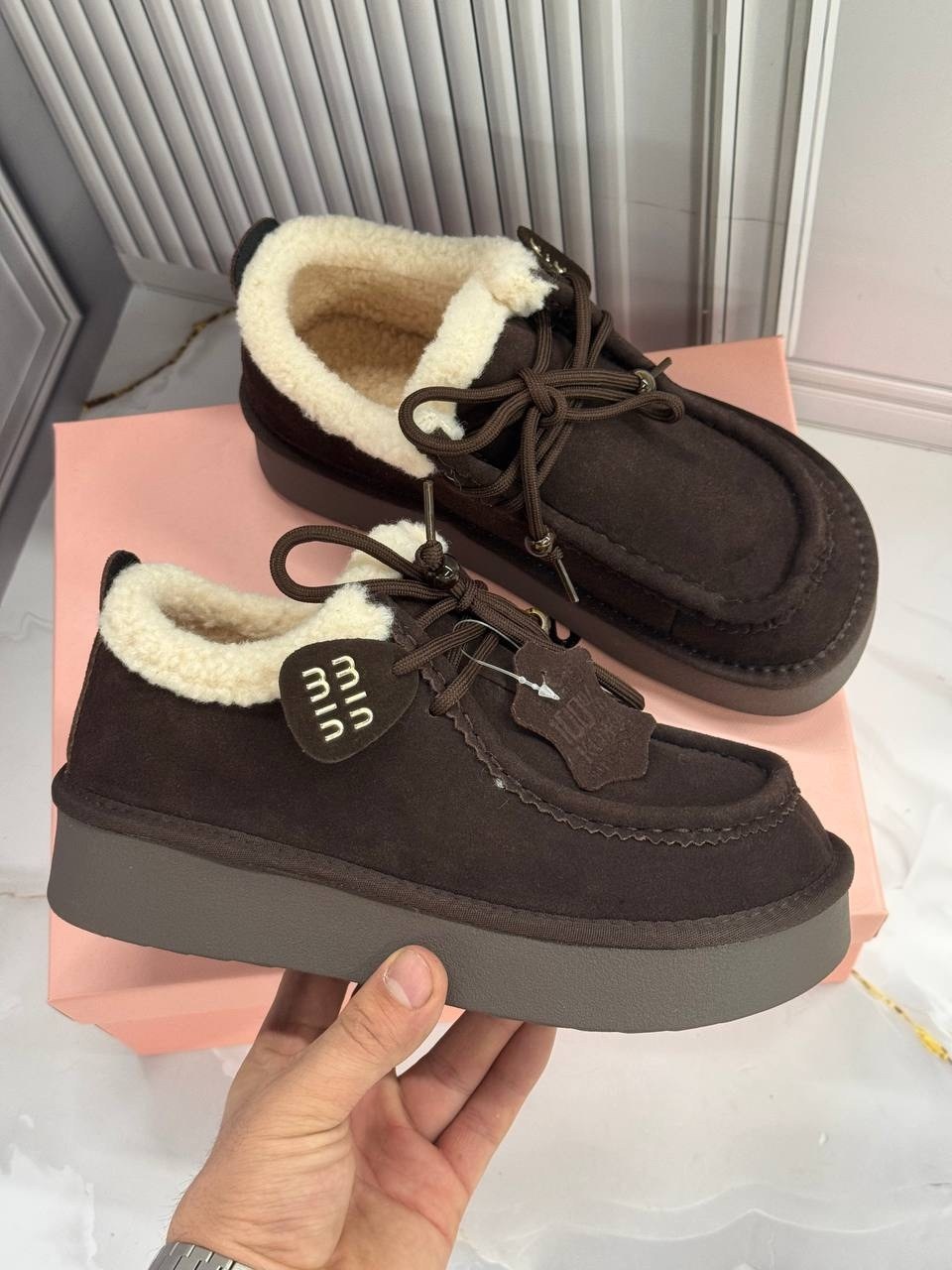 ,угги женские,зимняя , теплая,замшевые ботинки