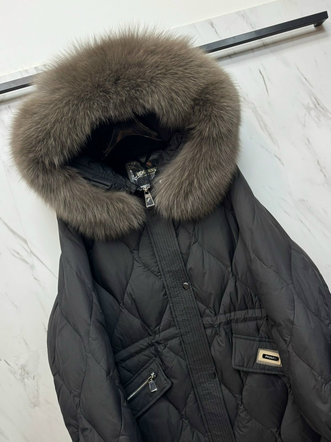 пуховики с мехом,зимние куртки,пуховики с натуральным мехом,пуховик удлиненный,пуховик женский зимний