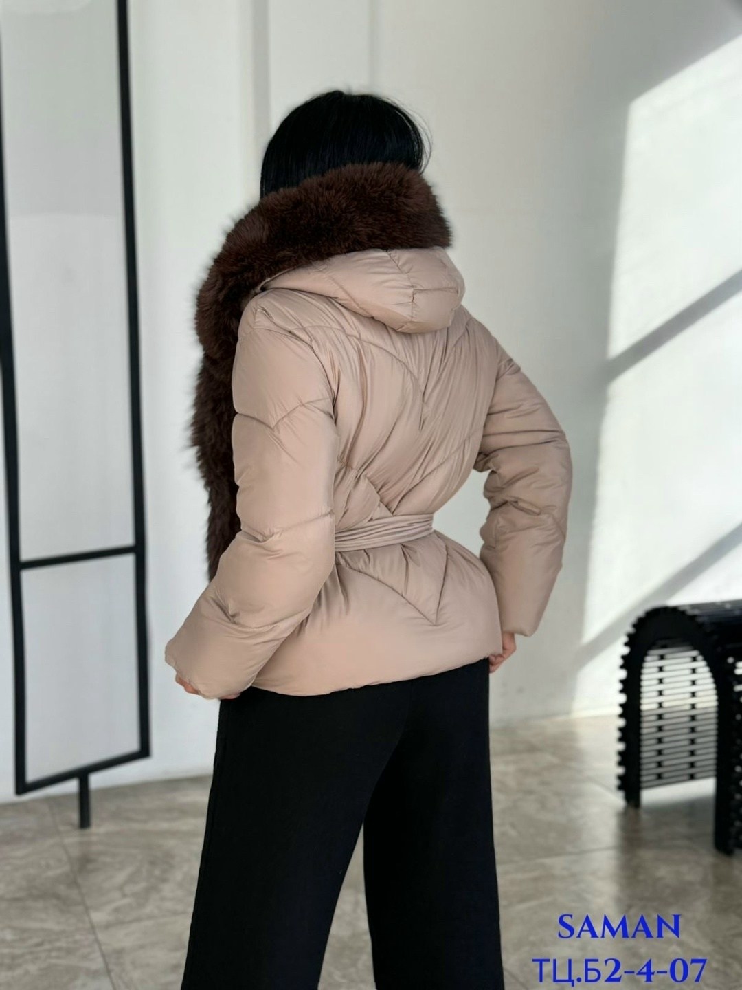 модные пуховики,пуховики с натуральным мехом,стильные пуховики,пуховики женские,пуховики с мехом