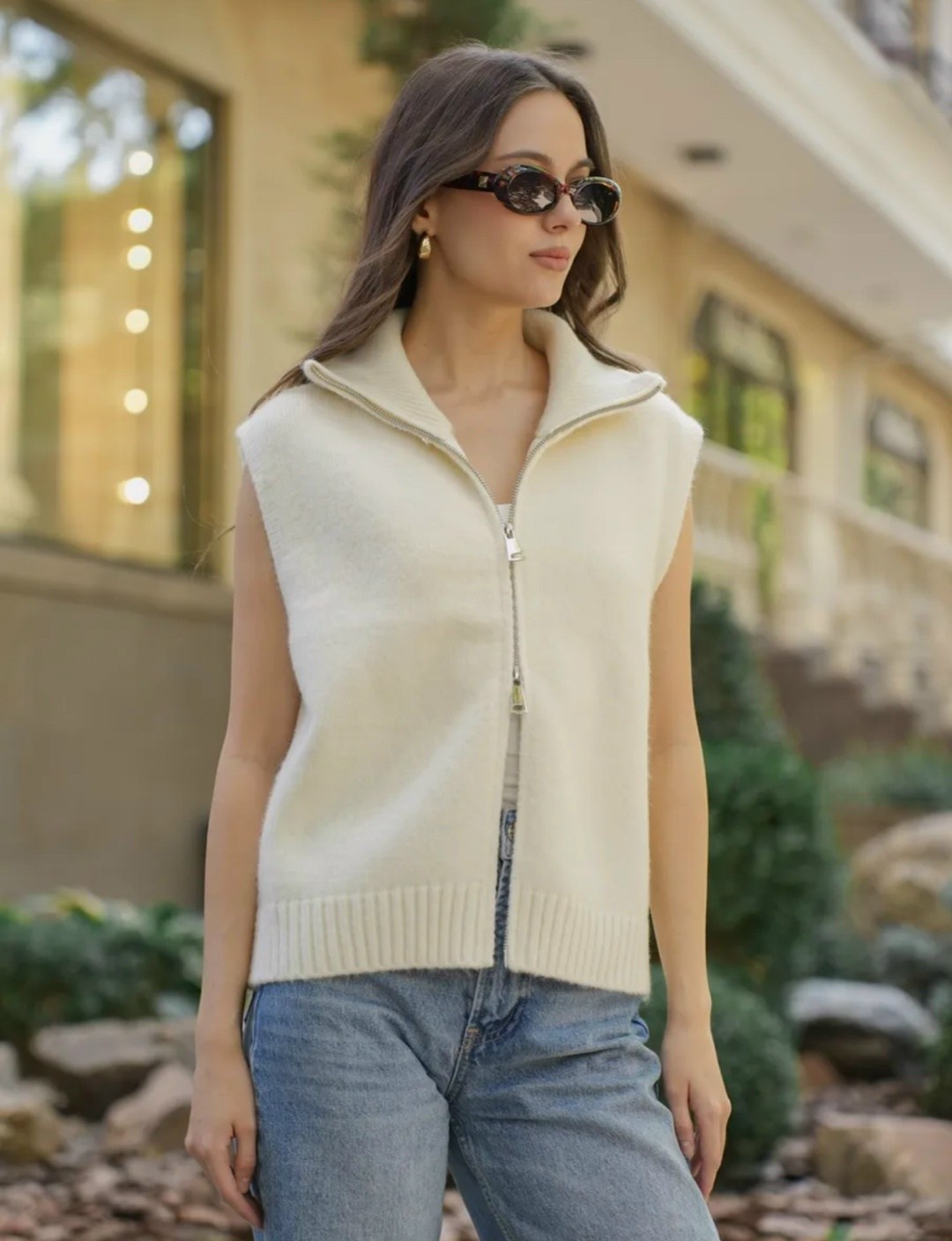 жилетка женская,женский вязаный жилет,жилет женский,жилет вязаный,трикотажный жилет