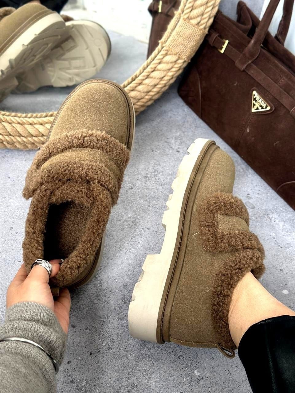 ,зимняя женская ,женские угги,теплая ,женская