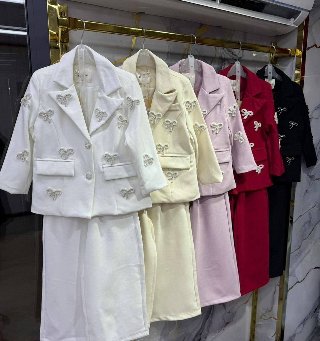 костюмы брючные,костюм брючный для девочки,стильные костюмы,костюм брючный белый,белые костюмы