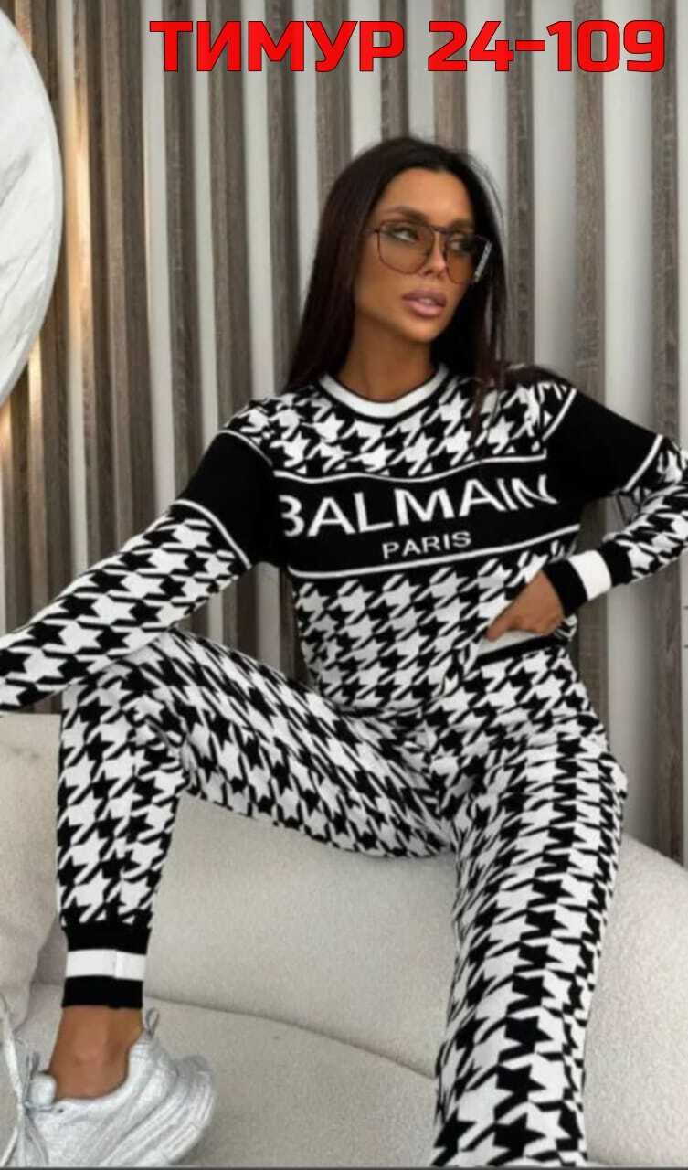 спортивный костюм кристиан диор,трикотажные костюмы,стильный трикотажный костюм,костюмы женские спортивные,женские костюмы