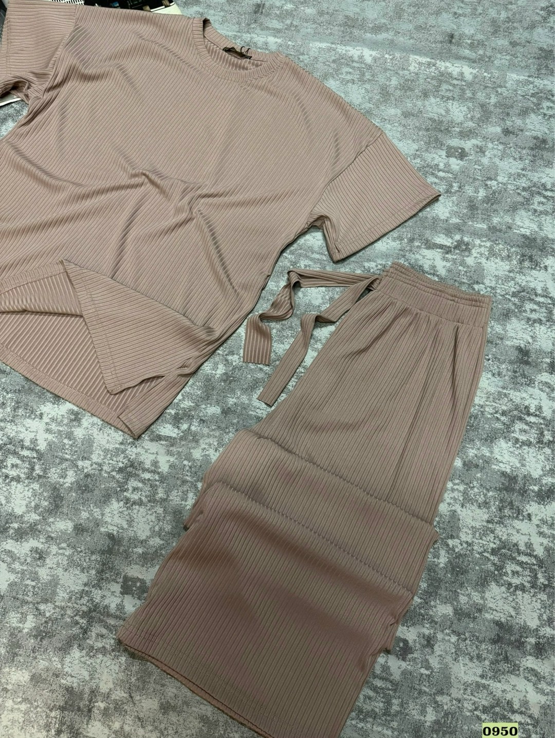 костюмы брючные,костюм лапша брючный,костюм бежевый,костюм с брюками,трикотажные костюмы