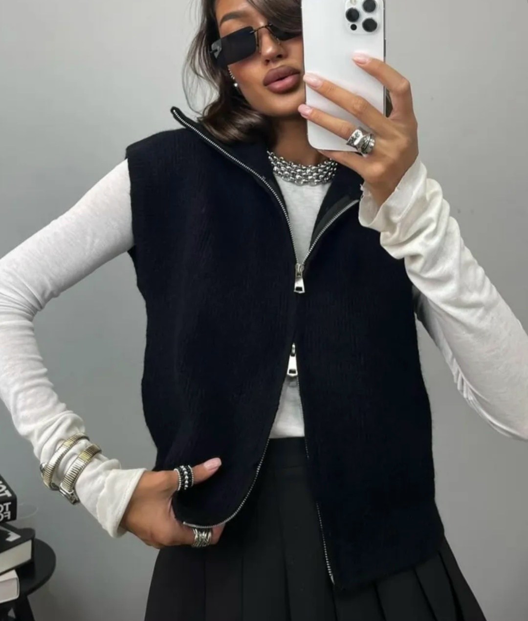 жилетка женская,женский вязаный жилет,жилет женский,жилет вязаный,трикотажный жилет