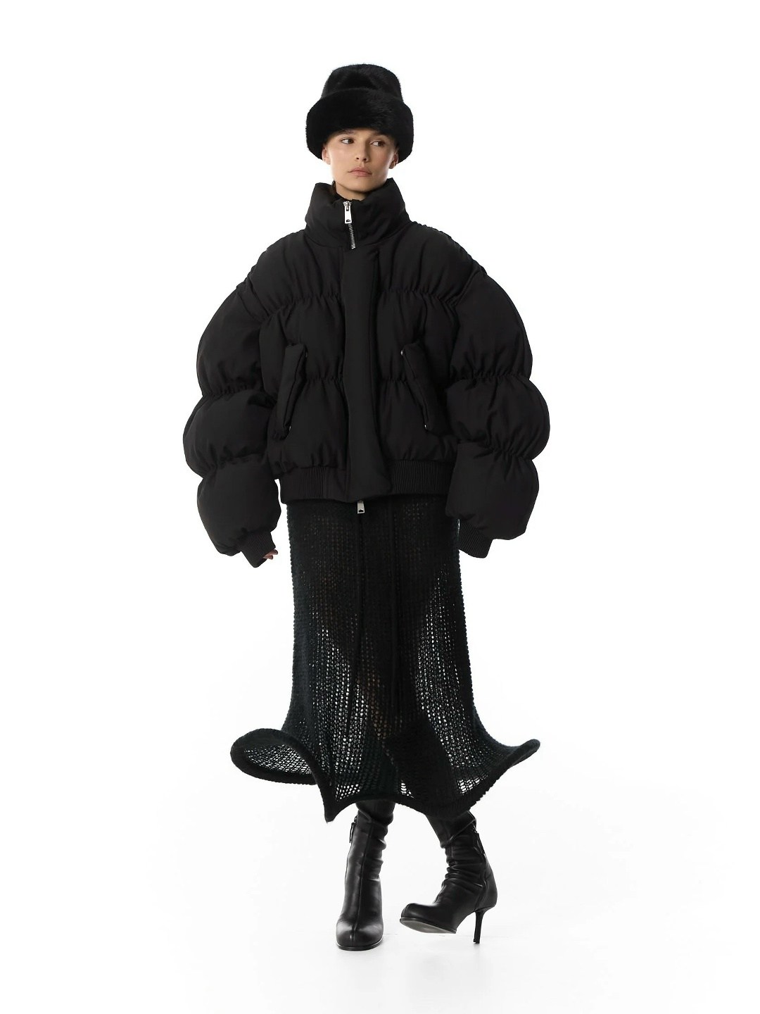 зимние куртки,пуховик,пуховик черный,стеганый пуховик,куртка пуховик