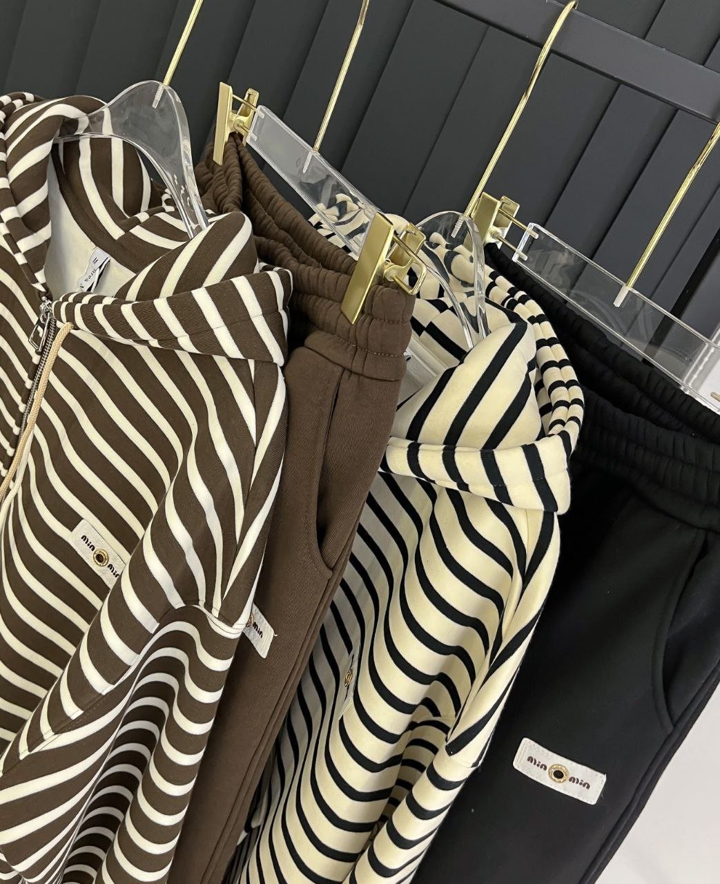 толстовка с капюшоном в полоску,свитера с капюшоном,толстовка в полоску,одежда с капюшоном,джемпер в полоску с капюшоном