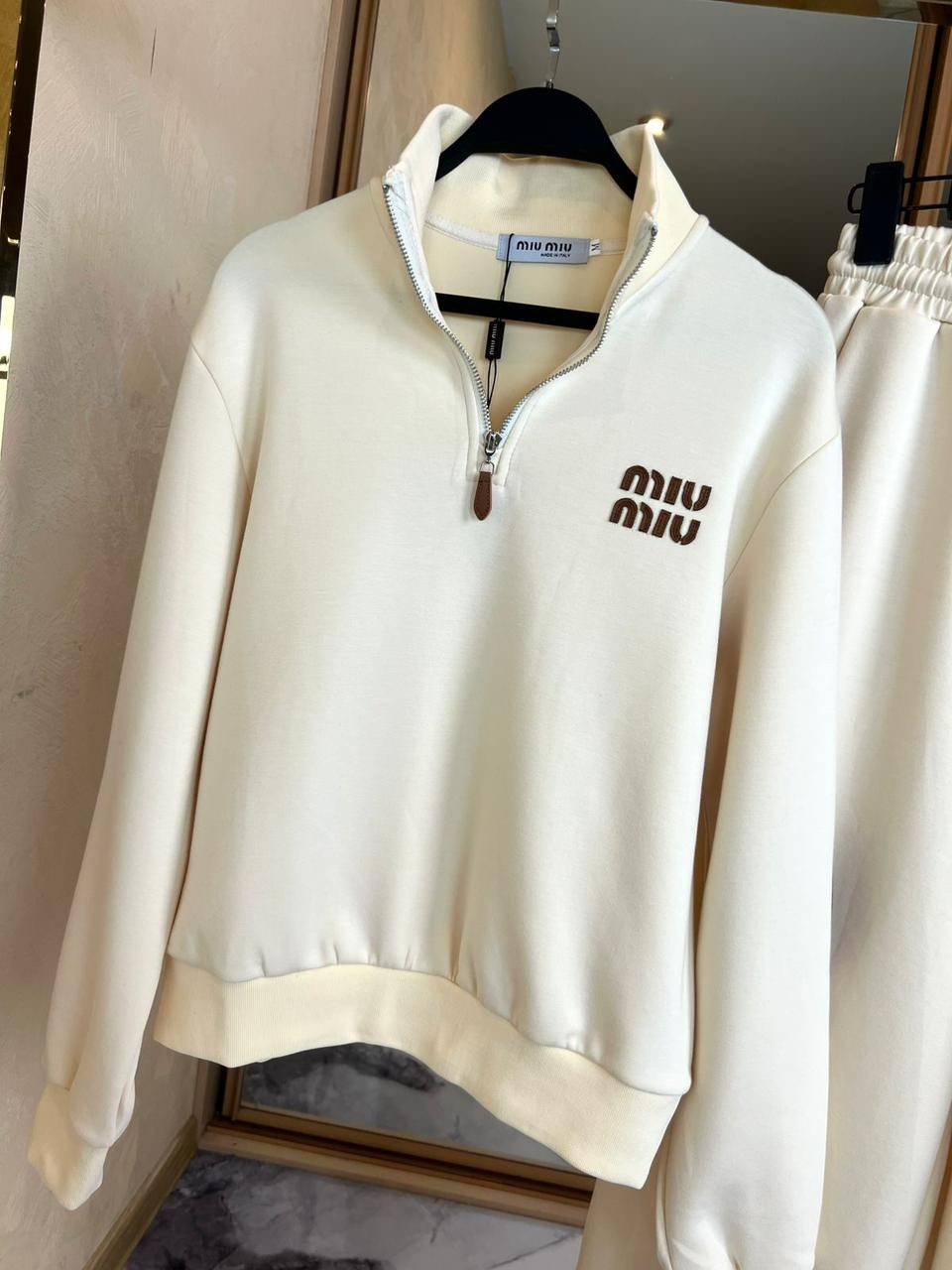 костюм miu miu,спортивные костюмы,костюм спортивный miu miu,женский спортивный костюм,комплект одежды miu miu