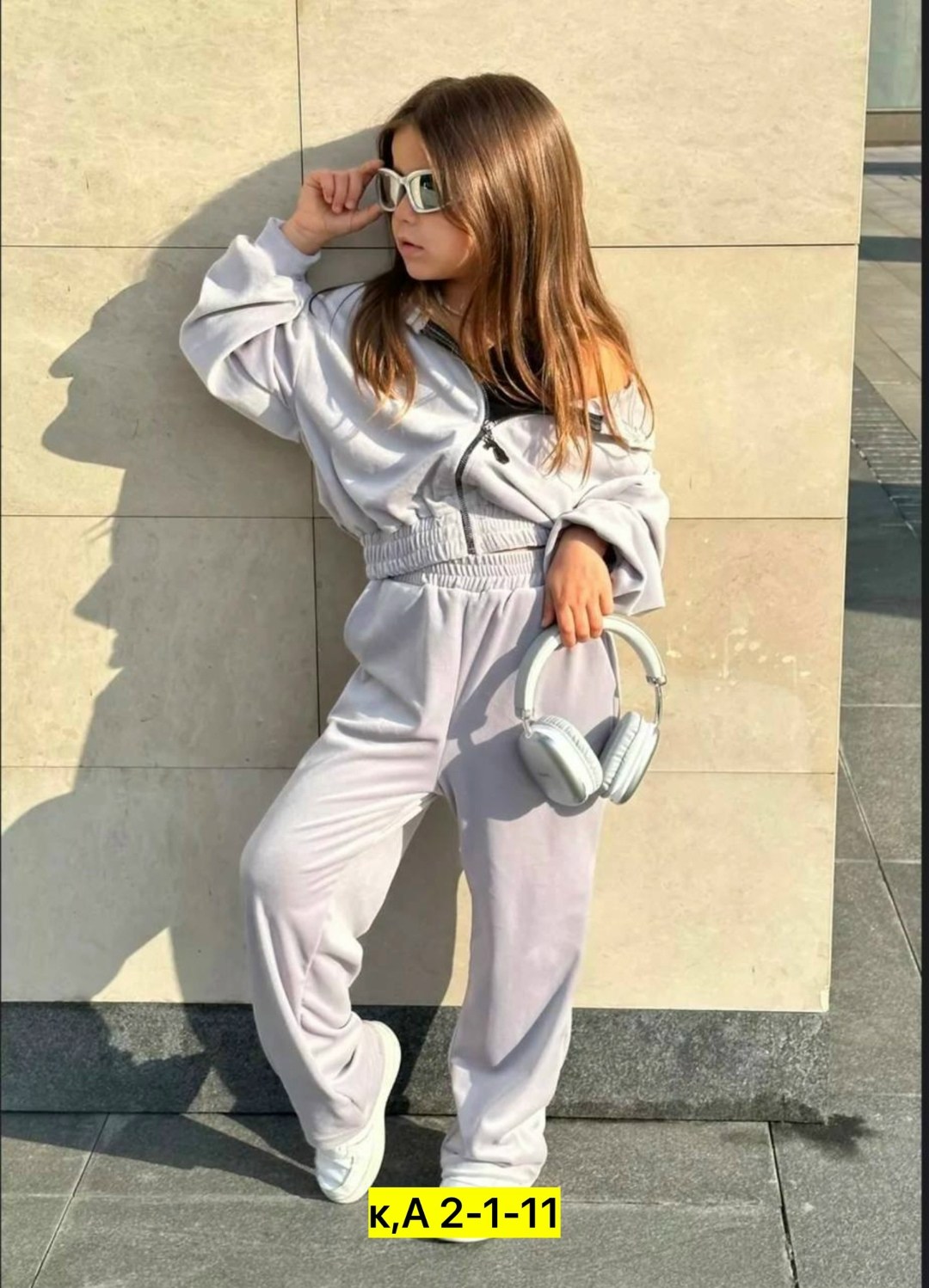 велюровый костюм для девочки спортивный капюшон,спортивные костюмы для девочек,cпортивный костюм велюровый,велюровый костюм для девочки спортивный,велюровый костюм для девочки