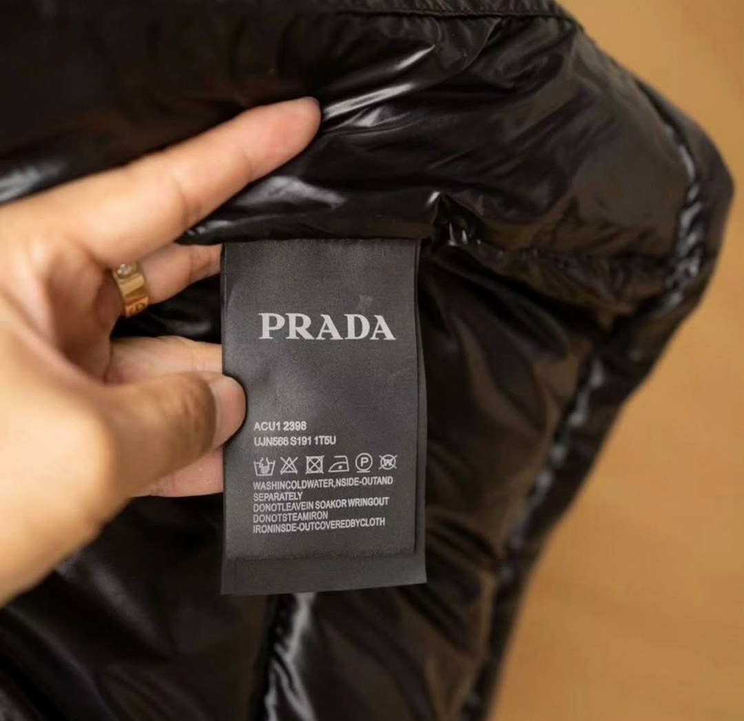 пуховик прада мужской черный оригинал,пуховик куртка зимний,пуховик прада мужской,пуховик повседневный,пуховик прада