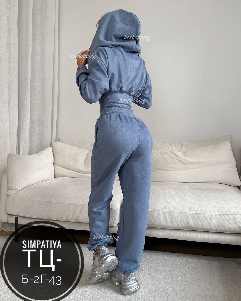 женские костюмы,джинсовые комбинезоны,костюм женский на флисе спортивный,велюровые костюмы,костюм на флисе