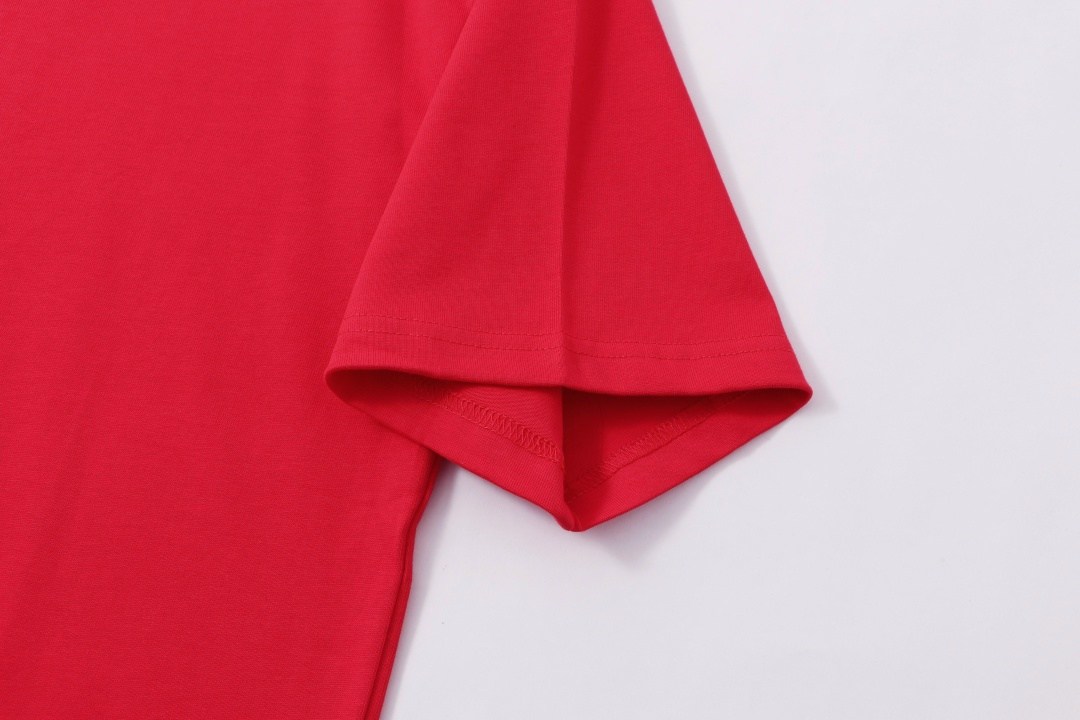 красная футболка баленсиага,футболки мужские оверсайз,футболке,футболки vetements