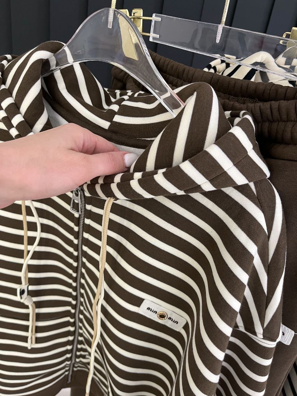 толстовка с капюшоном в полоску,свитера с капюшоном,толстовка в полоску,одежда с капюшоном,джемпер в полоску с капюшоном