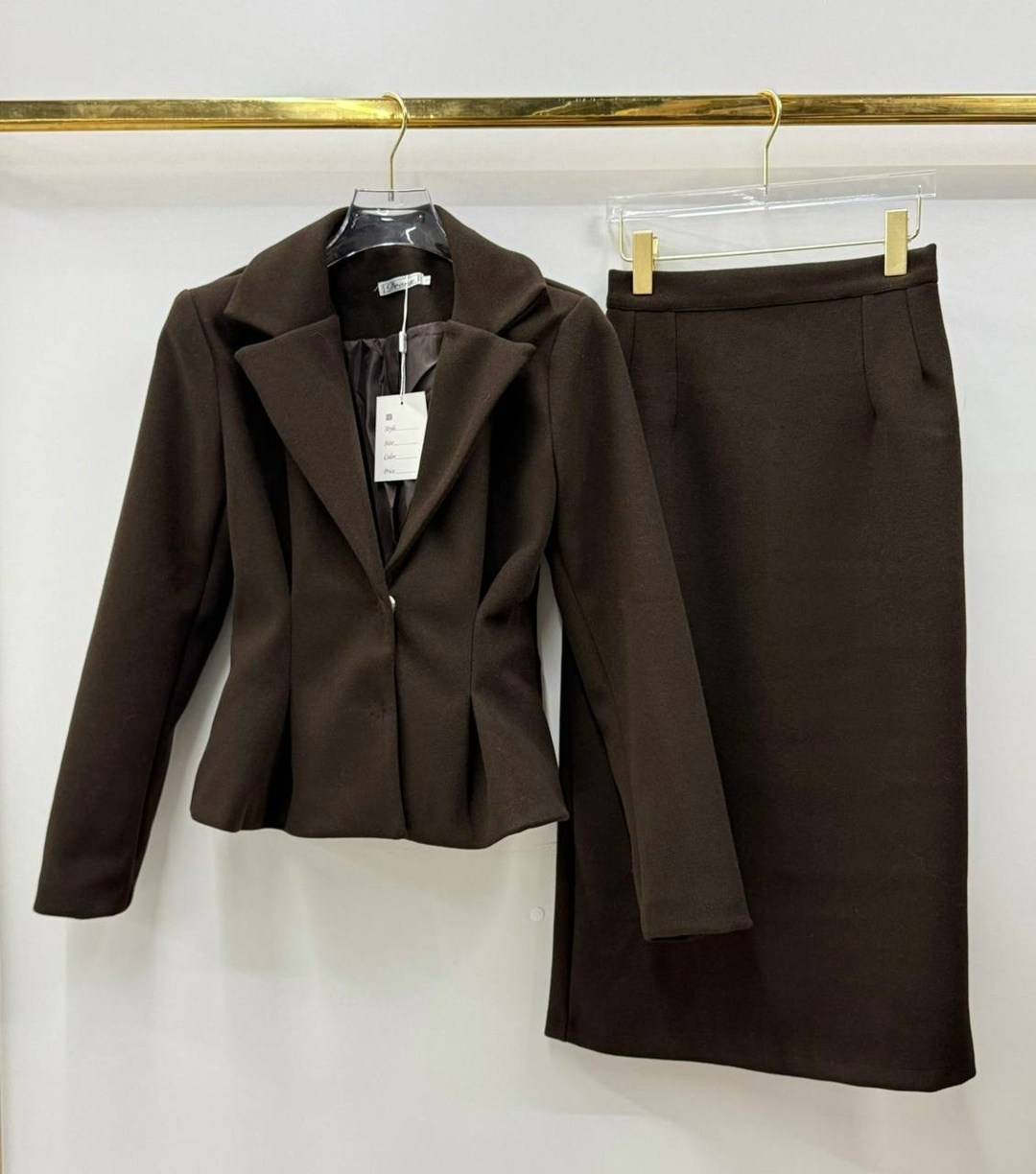 костюм женский с юбкой стильный,костюмы женские с юбкой,женские костюмы,элегантное модное