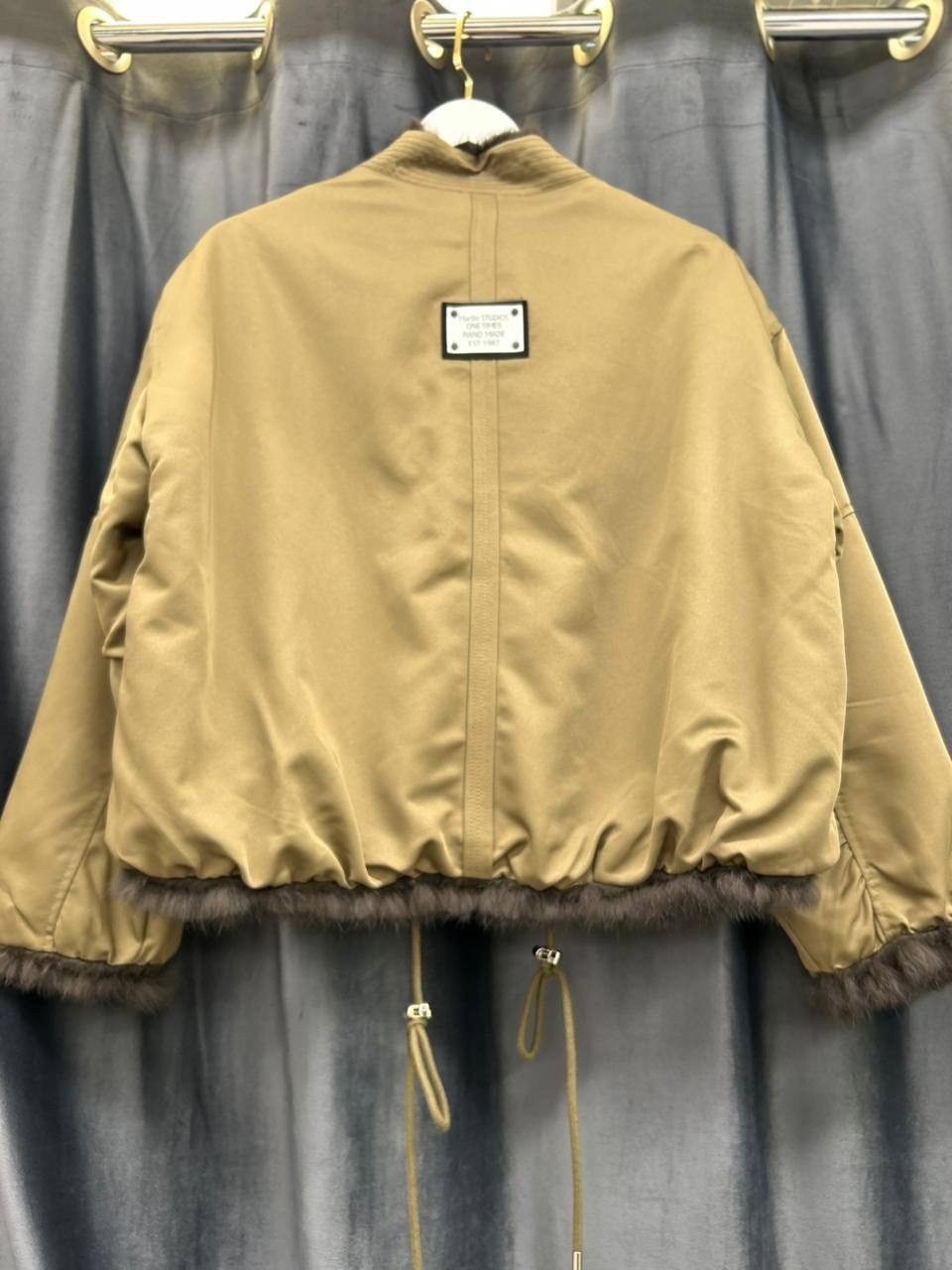 куртка бомбер,куртка бомбер женская,повседневная куртка,куртка,оверсайз куртка