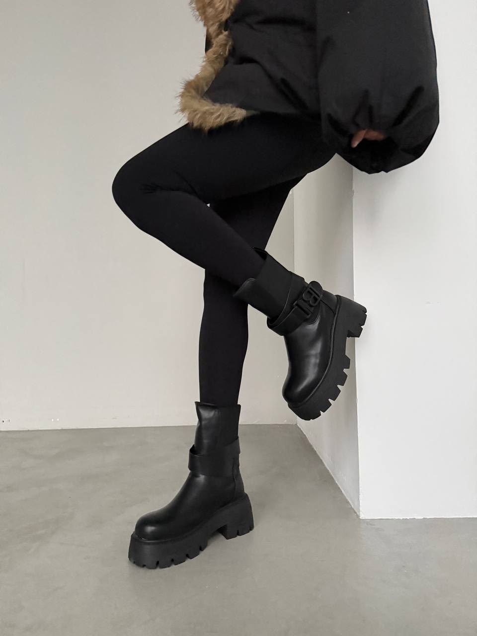 ,ботинки женские,стильные ботинки, женская,ботинки демисезонные