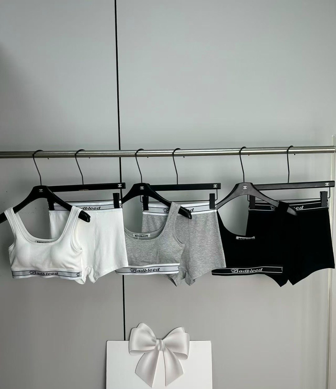 стильные костюмы,костюмы женские,женские спортивные костюмы,спортивные костюм,трикотажные костюмы