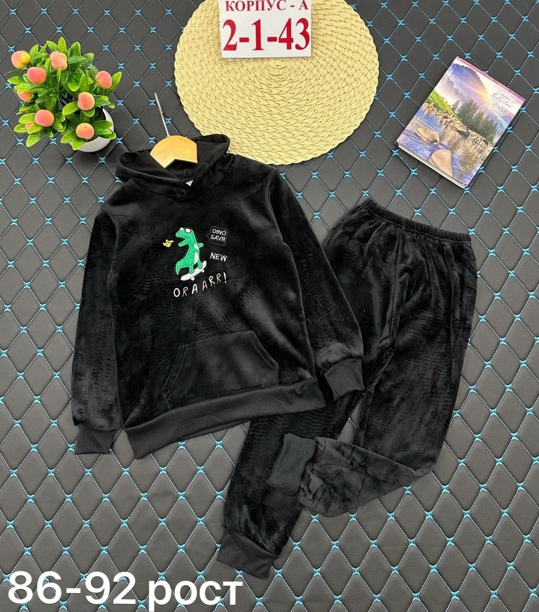 костюм велюр,костюмы спортивные для девочки,детский костюм,костюм велюровый,костюмчик