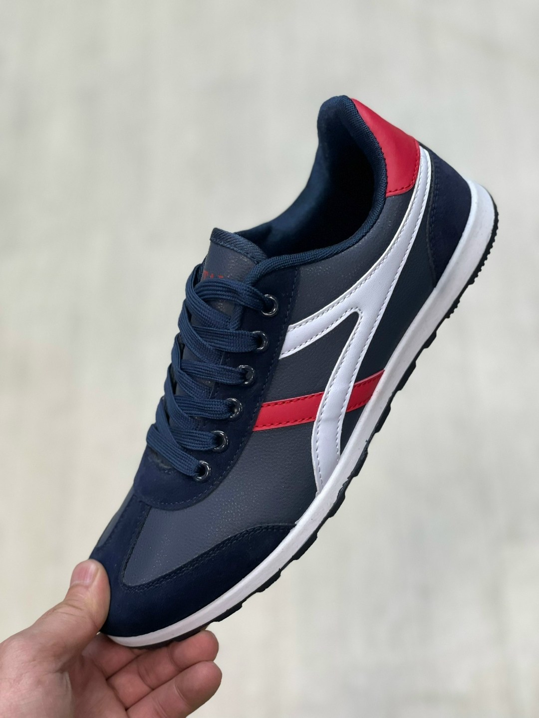 кроссовки,кроссовки diadora,кроссовки женскиe,мужские кроссовки,повседневные кроссовки